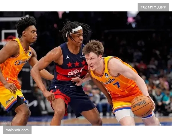 黄蜂129-112击败奇才 进攻端战术配合流畅高效 黄蜂129-112击败奇才 进攻端战术配合流畅高效